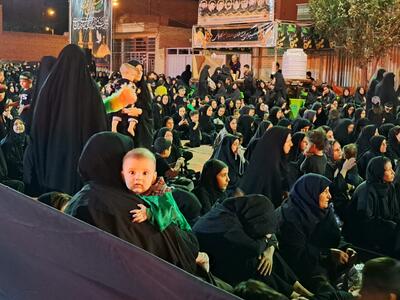 همایش جهانی شیرخوارگان حسینی در جوار مسجد جامع تاریخی اردستان