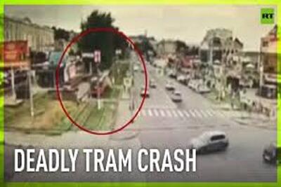 تصادف دو قطار شهری در روسیه/ ۸ نفر کشته و زخمی شدند
