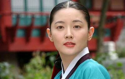 «یانگوم» ۲۱ سال پس از جواهری در قصر با لباس سنتی کره ای!+ عکس