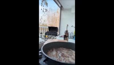 شام خوشمزه کولی ماهی یک غذای خوشمزه شمالی که مادر شوهر آیسان آقاخانی برای عروسش پخت + ویدیو