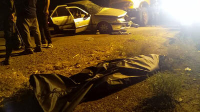 3 کشته و مصدوم بر اثر تصادف پژو و کامیون در جاده قم تهران + عکس