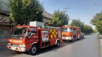 نجات ۷۰ نفر از آتش در برج اداری خیابان ولیعصر