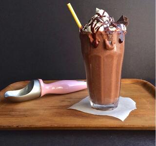 آیس پک شکلاتی: خنک و خوشمزه، یک معجزه تابستانی! | طرز تهیه آیس پک شکلاتی +ویدیو