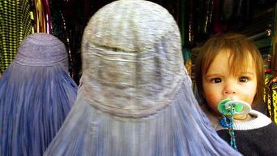 حکم تاریخی دادگاه فرانسه برای همه زنان افغان!