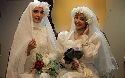 زیبایی خیره کننده 2 خانم بازیگر سرشناس ایرانی با لباس عروس / 2 داماد یکی از یکی معروف تر !