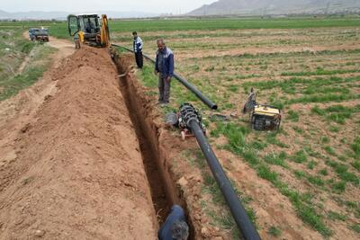 اجرای ۵۳ کیلومتر لوله‌گذاری آب در شهرها و روستاهای استان مرکزی