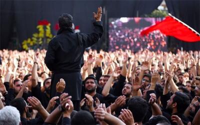 مراسم چهارپایه خوانی در روز تاسوعای حسینی در بازار تهران (فیلم)