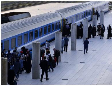 گرانی بلیت قطار در سایه سکوت مسئولان/قیمت مسیر تهران مشهد اعلام شد+عکس