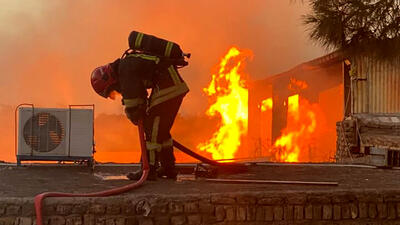 آتش سوزی هولناک در کارگاه چوب در جاده کلات