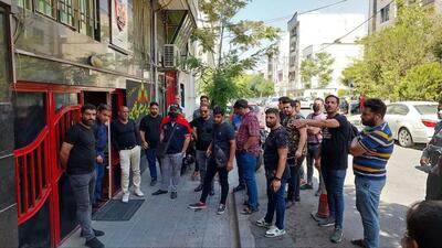 تجمع اعتراضی پرسپولیسی ها علیه مالک جدید؛ به فوتبال ایران خوش آمدید!