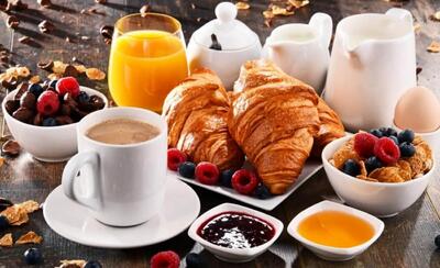 چه غذاهایی حالت تهوع صبحگاهی را بدتر می کند؟