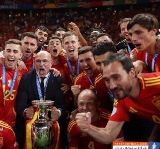 حال و هوای تاریخی مادرید لحظه ورود اسپانیا با جام قهرمانی یورو+فیلم