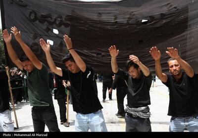 مراسم عاشورای حسینی در کردستان/شیعه و سنی به سوگ نشستند+فیلم - تسنیم