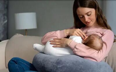 چرا شیر مادر با گریه نوزاد جاری می شود؟