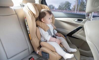 چرا استفاده از صندلی کودک در خودروها ضروری است؟