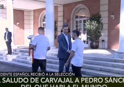 برخورد سرد کارواخال با نخست‌وزیر اسپانیا جنجال‌ساز شد