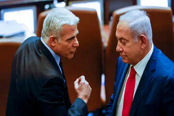 سخنان تند لاپید علیه نتانیاهو؛ فقط به فکر خودت و پسرت هستی!