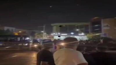 فیلم از حادثه شاه چراغ و واکنش مردم به شنیده شدن صدای چند انفجار در اطراف حرم