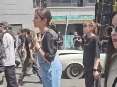ویدئوی جنجالی دسته زنان بی‌ حجاب در کرج در حال سینه‌زنی و زنجیرزنی | غوغای این تصاویر در فضای مجازی ؛ واکنش مقامات چیست؟