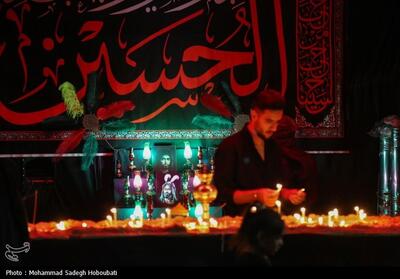 مراسم شام غریبان حسینی در حرم حضرت معصومه(س)- فیلم فیلم استان تسنیم | Tasnim