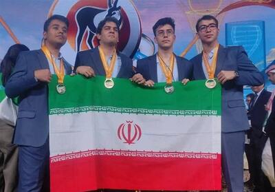 استقبال از دانش آموز مشهدی مدال آور المپیاد جهانی زیست‌شناسی - تسنیم