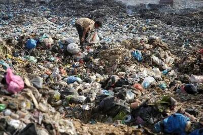 فاجعه زباله در ویرانه‌های غزه