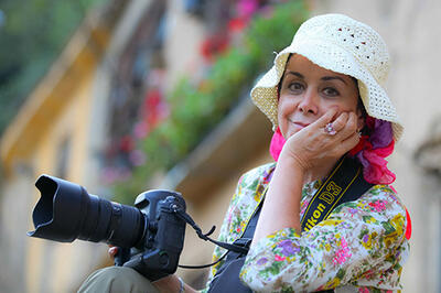 مریم خانم با یک لنز زنانه در خیابان‌های تهران انقلاب کرد