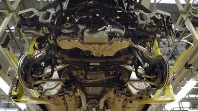 (ویدئو) نگاهی نزدیک به خط تولید خودروی گران قیمت بنتلی کانتیننتال GT