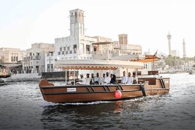 اولین قایق برقی چوبی جهان در دبی به آب انداخته شد!!!