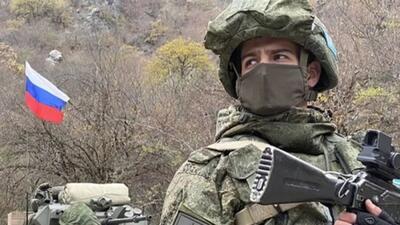 ببینید | لحظه کشته شدن فجیع چند سرباز روس توسط پهپاد اوکراینی؛ منفجر کردن مین‌های ضد تانک روی زمین!
