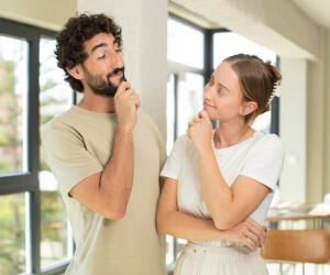 بجای حرف کشیدن از شوهرت، اینطوری رفتار کن