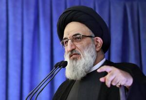 امام جمعه کرج در مورد انتخاب اعضای کابینه پزشکیان : کسی که دلبسته به آمریکا باشد، خوب مدیریت نخواهد کرد - عصر خبر