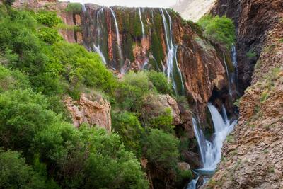 آشنایی با آبشار پونه زار اصفهان