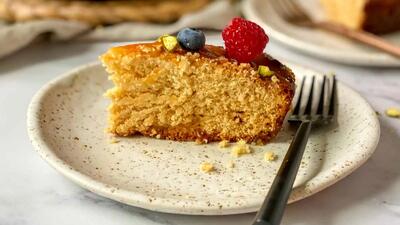 کیک شیره انگور؛ یک عصرانه سالم و لذیذ + آموزش تهیه