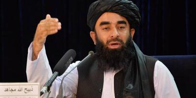 مجاهد: افغانستان مالک تسلیحات و تجهیزات به جا مانده آمریکاست
