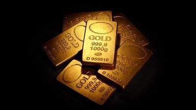 کاهش قیمت طلا با دلار قوی تر