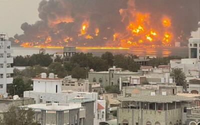 (ویدئو) حمله رژیم صهیونیستی به انبار نفت یمن در بندر الحدیده