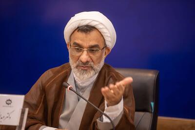 بحث تاریخ دانشگاهی در ایران مورد بازبینی قرار گیرد