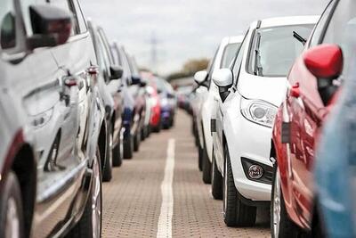 توقف عمدی ثبت سفارش خودروهای وارداتی؛ تیر آخر دولت سیزدهم در روزهای پایانی/ فقط ۲ درصد از برنامه واردات خودرو محقق شده است