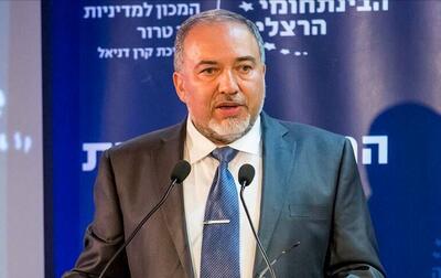 لیبرمن، وزیر دفاع سابق اسرائیل: حوثی‌ها خسارت اقتصادی عظیمی به اسرائیل وارد کرده‌اند