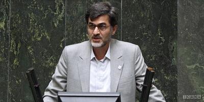 ببینید | حمله و اتهام‌زنی جنجالی نماینده مجلس به جواد ظریف با چاشنی انتقاد از پزشکیان!