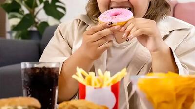 10 عادت غذایی که باعث چاقی تان می شود؟