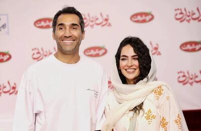 هادی کاظمی و همسرش در اکران خصوصی فیلم «پول‌پارتی»+فیلم