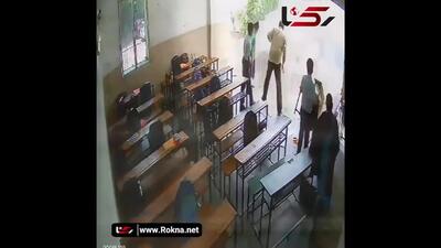 ریزش دیوار کلاس در مدرسه و سقوط دانش آموزان به حیاط مدرسه