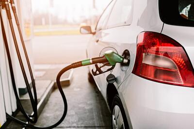 مکمل بنزین چیست؟ مزایا و معایب استفاده از مکمل بنزین