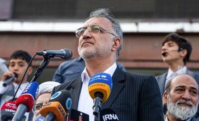 واکنش زاکانی به تهدید استعفای اعضای شورای شهر در صورت عدم تغییر شهردار تهران: کار بسیار نامناسبی است/ ویدئو