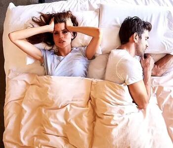 زن و شوهرها چه مدل خوابیدن در تختخواب را بیشتر دوست دارند؟