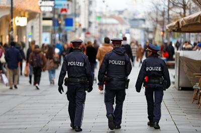 خشونت و درگیری بر سر گروه‌های راست افراطی در اتریش