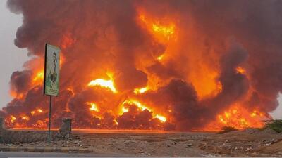 بندر الحدیده همچنان در آتش می‌سوزد