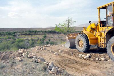 رفع تصرف ۶۵۰ هزار متر مربع از اراضی ملی شهرستان ارزوئیه